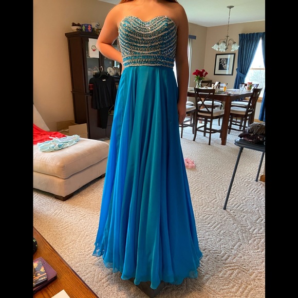 Sherri Hill Dresses & Skirts - ☀️SOLD☀️Sherri Hill PROM dress blue beaded bodice